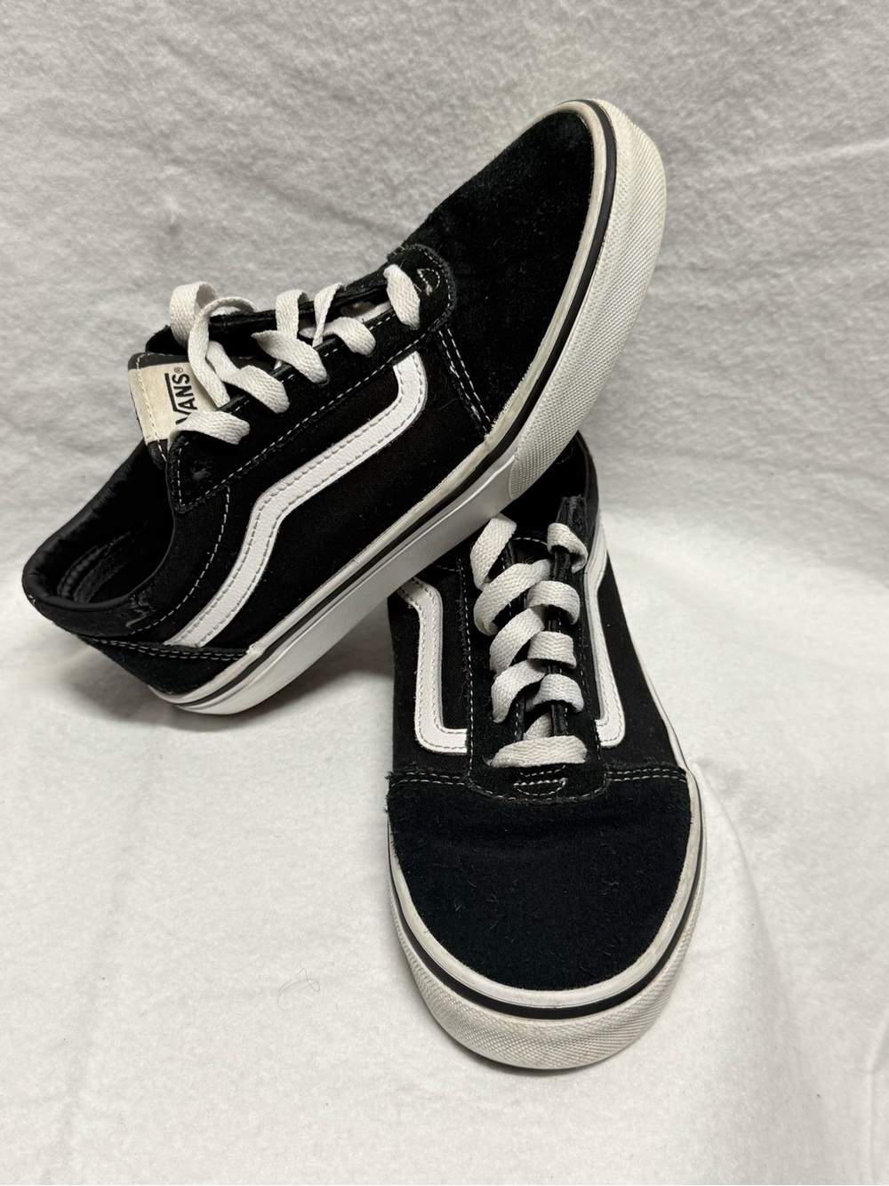 Vans Kids Black & White Old Skool Skate Sneakers